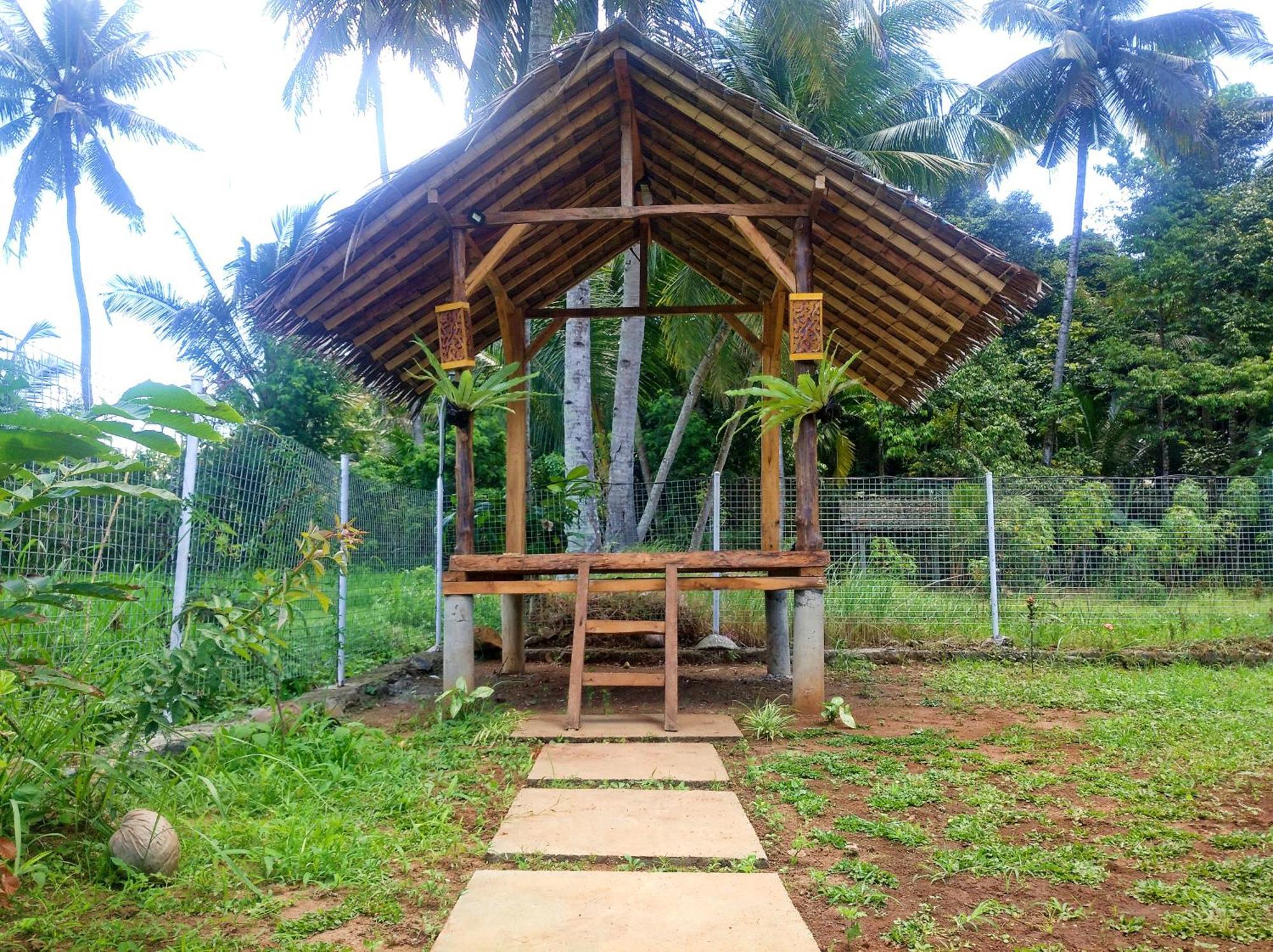Wooden Kemiren Homestay Banyuwangi Banyuwangi  Exterior foto